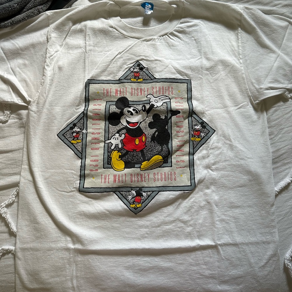 Vintage Disney Mickey Mouse t shirt